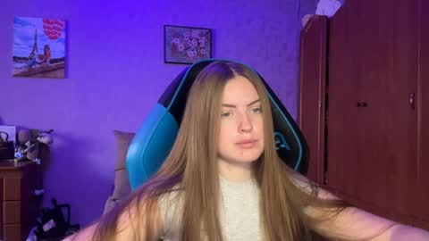 Erica online show from 05/12/26, 09:06