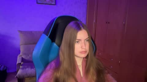 Erica online show from 05/28/26, 08:11