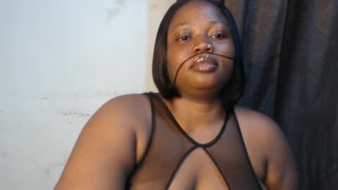 Snapshot of silkyandmaster chatting on 04/12/26, 10:04 silkyandmasterr online show from 04/12/26, 10:04