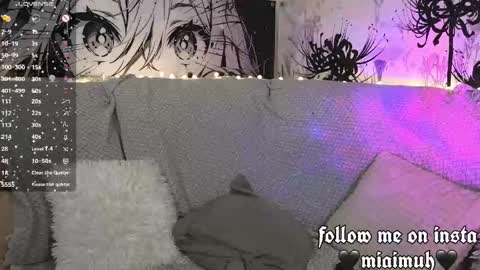 Snapshot of silly_soul chatting on 04/20/26, 04:43 Mia online show from 04/20/26, 04:43