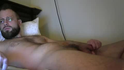 Snapshot of silu1027 chatting on 02/13/25, 08:38 silu1027 online show from 02/13/25, 08:38