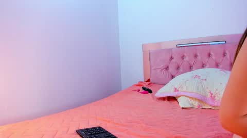 Snapshot of silvana_wenz chatting on 01/30/25, 05:17 Silvana online show from 01/30/25, 05:17