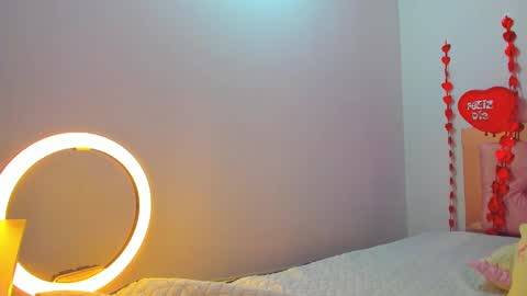 Snapshot of silvana_wenz chatting on 02/15/25, 12:54 Silvana online show from 02/15/25, 12:54