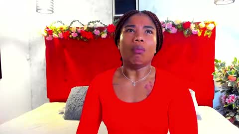 Snapshot of silvannafit chatting on 05/04/26, 11:50 Silvana Fit online show from 05/04/26, 11:50