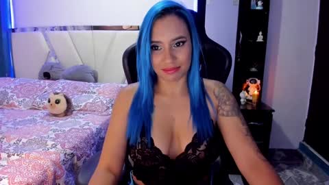 Snapshot of silver_jinx chatting on 01/19/25, 12:28 powder online show from 01/19/25, 12:28