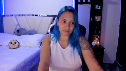 Snapshot of silver_jinx chatting on 01/30/25, 12:50 powder online show from 01/30/25, 12:50