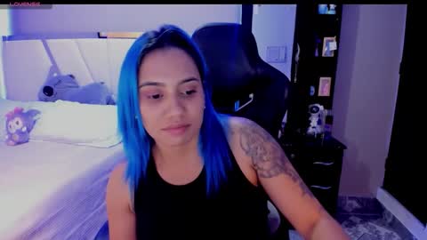 Snapshot of silver_jinx chatting on 03/18/26, 01:53 powder online show from 03/18/26, 01:53