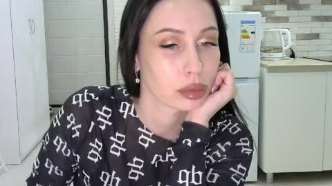 silver_still online show from 04/11/26, 05:28