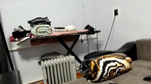 Snapshot of silverbob2024 chatting on 02/01/25, 07:44 Sir online show from 02/01/25, 07:44