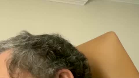 Snapshot of silverflirtyfox chatting on 03/29/26, 06:57 SilverFox online show from 03/29/26, 06:57