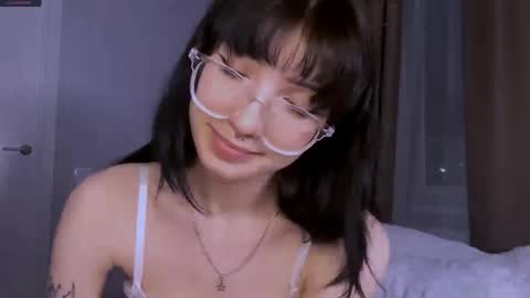 Snapshot of silverflower_ chatting on 03/29/26, 07:58 Riya online show from 03/29/26, 07:58