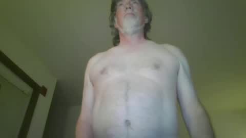 Snapshot of silverfunfox chatting on 06/17/26, 04:26 silverfunfox online show from 06/17/26, 04:26