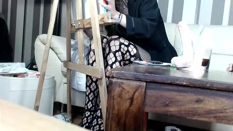 Snapshot of silverhairsexyass chatting on 10/31/25, 09:05 SilverHairSexyAss online show from 10/31/25, 09:05