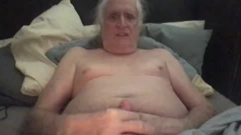 Liam online show from 10/21/25, 07:42