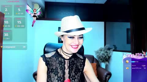 Snapshot of silvia_wallec chatting on 01/15/25, 02:02 Silvia Wallec online show from 01/15/25, 02:02