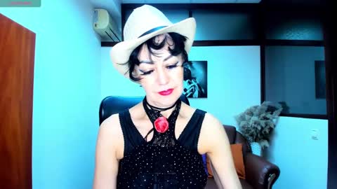 Snapshot of silvia_wallec chatting on 01/26/25, 06:28 Silvia Wallec online show from 01/26/25, 06:28