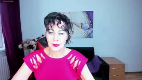 Snapshot of silvia_wallec chatting on 04/24/26, 05:32 Silvia Wallec online show from 04/24/26, 05:32