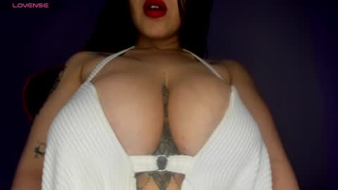 Snapshot of silviarichie_jade chatting on 06/05/26, 09:20 silvia online show from 06/05/26, 09:20