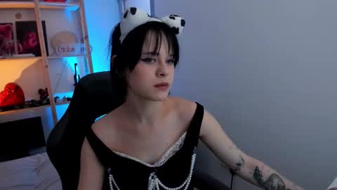 Wendy help me get get 69 likes  online show from 02/06/26, 07:23