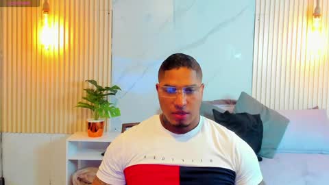 Snapshot of simeone_panda chatting on 02/05/25, 12:06 simeone_panda online show from 02/05/25, 12:06