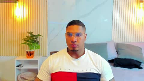 Snapshot of simeone_panda chatting on 02/10/25, 12:08 simeone_panda online show from 02/10/25, 12:08