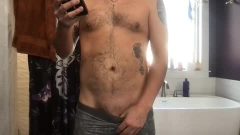 simi136 online show from 12/17/25, 08:04