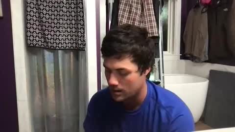 Snapshot of simi136 chatting on 03/21/26, 03:22 simi136 online show from 03/21/26, 03:22