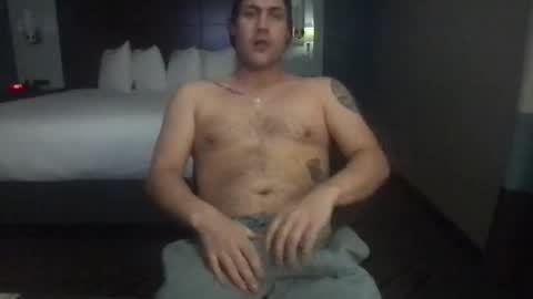 Snapshot of simi136 chatting on 04/06/26, 01:03 simi136 online show from 04/06/26, 01:03