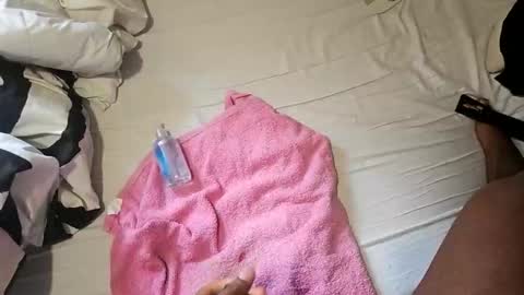 simmo7117 online show from 04/17/26, 07:55