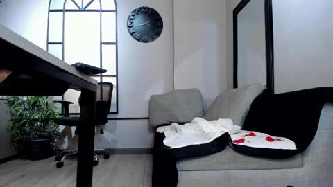 simon_durand online show from 02/15/26, 07:51