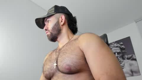 Snapshot of simon_leon01 chatting on 05/16/26, 02:19 simon_leon01 online show from 05/16/26, 02:19