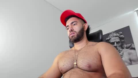 Snapshot of simon_leon01 chatting on 05/28/26, 10:07 simon_leon01 online show from 05/28/26, 10:07