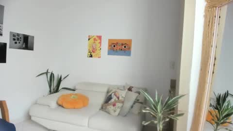 Snapshot of simone_4201 chatting on 12/02/24, 05:59 Sim. online show from 12/02/24, 05:59