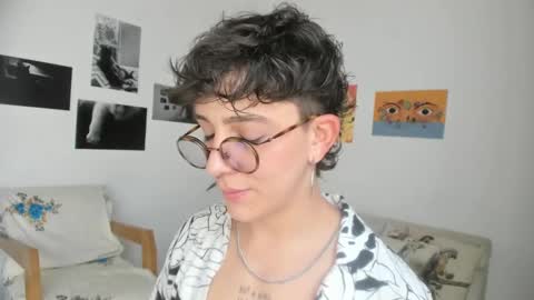 Snapshot of simone_4201 chatting on 12/10/24, 07:32 Sim. online show from 12/10/24, 07:32