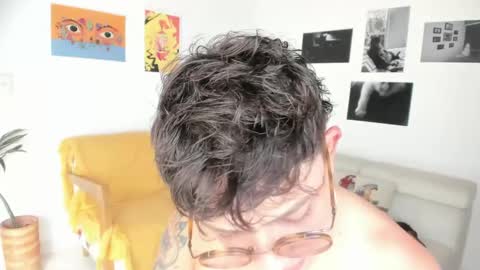 Snapshot of simone_4201 chatting on 01/23/25, 08:35 Sim. online show from 01/23/25, 08:35