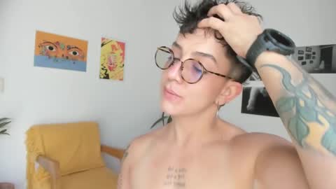 Snapshot of simone_4201 chatting on 01/30/25, 07:26 Sim. online show from 01/30/25, 07:26