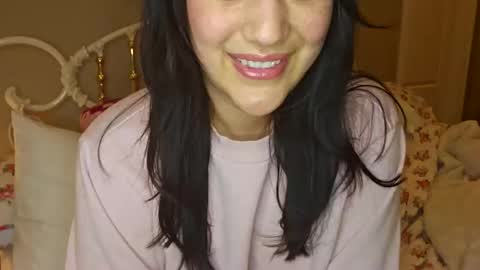 Snapshot of simonesighren chatting on 04/14/26, 05:13 simonesighren online show from 04/14/26, 05:13