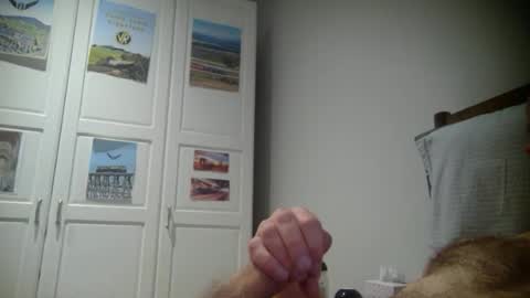 Snapshot of simonfrommelb chatting on 06/14/26, 05:09 simonfrommelb online show from 06/14/26, 05:09