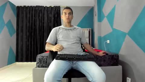 SIMON KELER online show from 01/31/25, 01:01