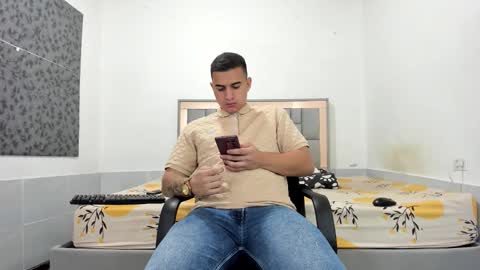 SIMON KELER online show from 03/11/26, 01:44