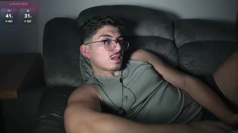 Snapshot of simoon_01 chatting on 11/04/25, 03:49 SIMOON online show from 11/04/25, 03:49