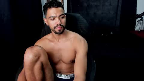 Snapshot of simple_guyy chatting on 07/20/26, 06:38 Andrey online show from 07/20/26, 06:38
