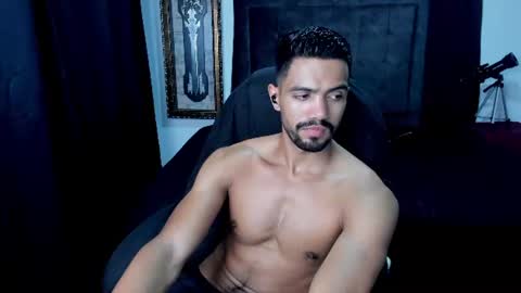 Snapshot of simple_guyy chatting on 07/22/26, 02:14 Andrey online show from 07/22/26, 02:14