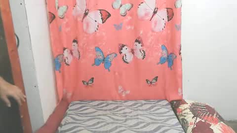 marisweet online show from 12/16/24, 07:04