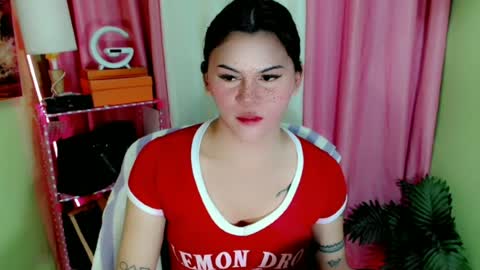 Snapshot of simplepinayx chatting on 07/01/26, 01:07 call me nath online show from 07/01/26, 01:07