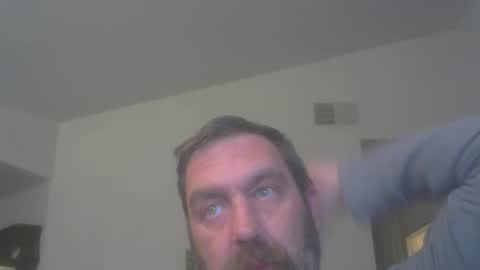 Snapshot of simplesamesq chatting on 02/16/25, 05:26 simplesamesq online show from 02/16/25, 05:26