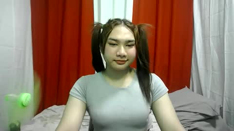 Snapshot of simply_francine chatting on 03/11/26, 07:03 simply francine online show from 03/11/26, 07:03