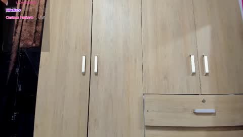 Snapshot of simply_zoe___ chatting on 02/17/26, 05:41 zoe online show from 02/17/26, 05:41