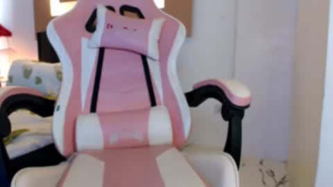 Adrianna Fowler online show from 12/12/24, 01:43