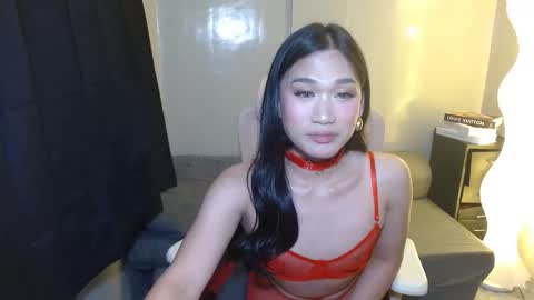 Snapshot of simplysultrykylie chatting on 05/02/26, 04:34 Kylie online show from 05/02/26, 04:34